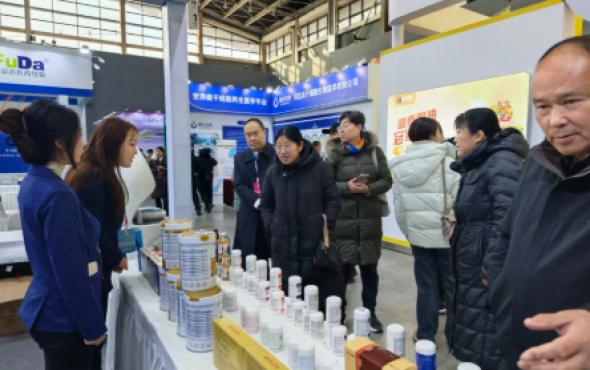 华维公司：亮相石家庄特色产业集群产品集